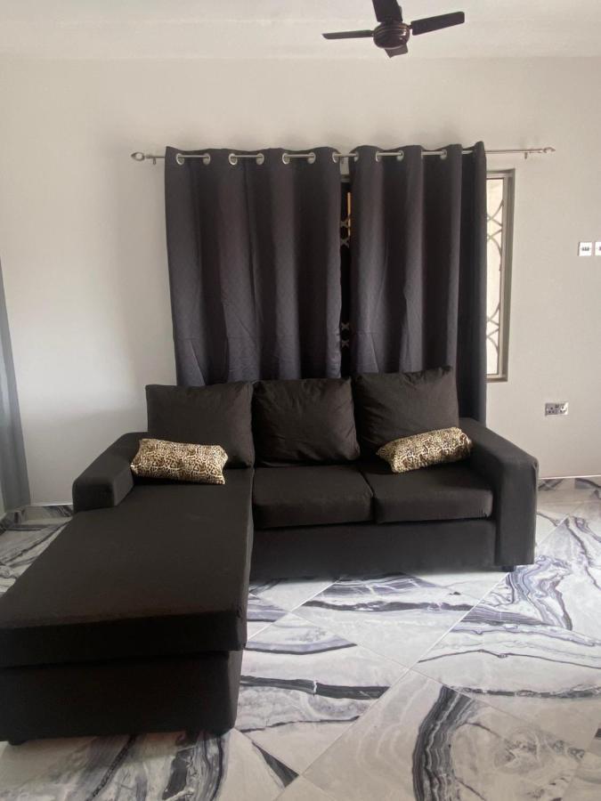 Baffour Apartments Adiebeba Eksteriør bilde